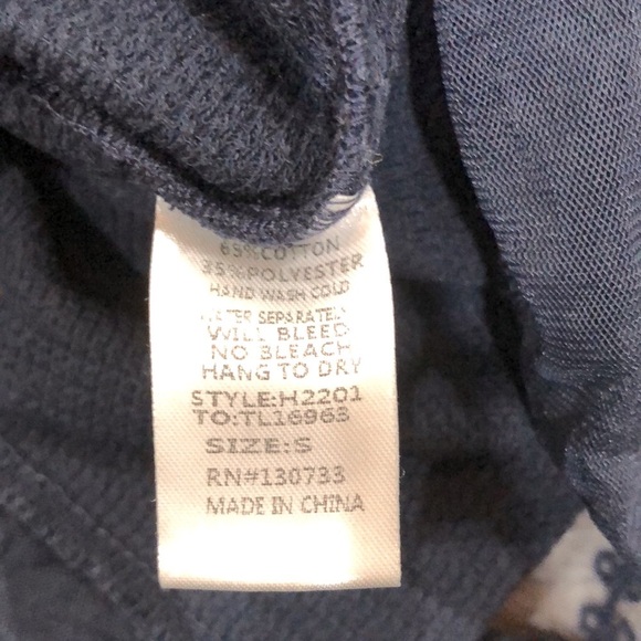 Umgee small sleeveless top with lace trim - Picture 5 of 5